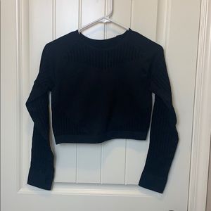 Seamless crop workout top